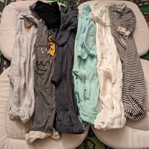 Bundle of 6 Baby Pajamas size 3-6 months (6 months)